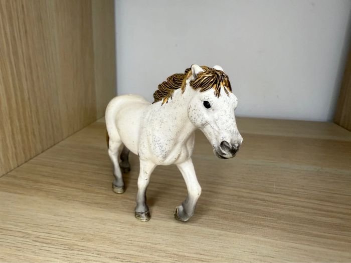 Jument camarguaise schleich - photo numéro 2