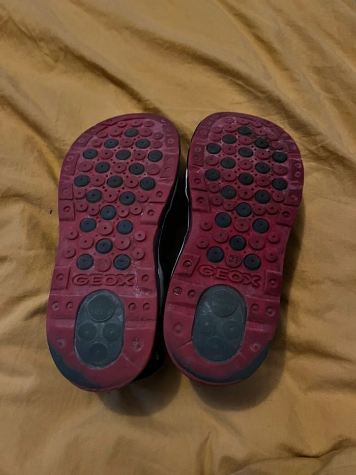 Nu pieds garçon 31 Mario Geox - photo numéro 4