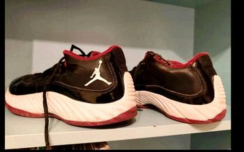 Nike air Jordan bred édition