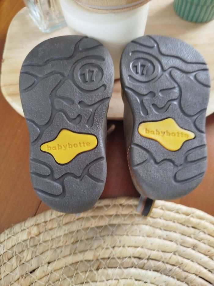 Chaussures pour bébé - photo numéro 7