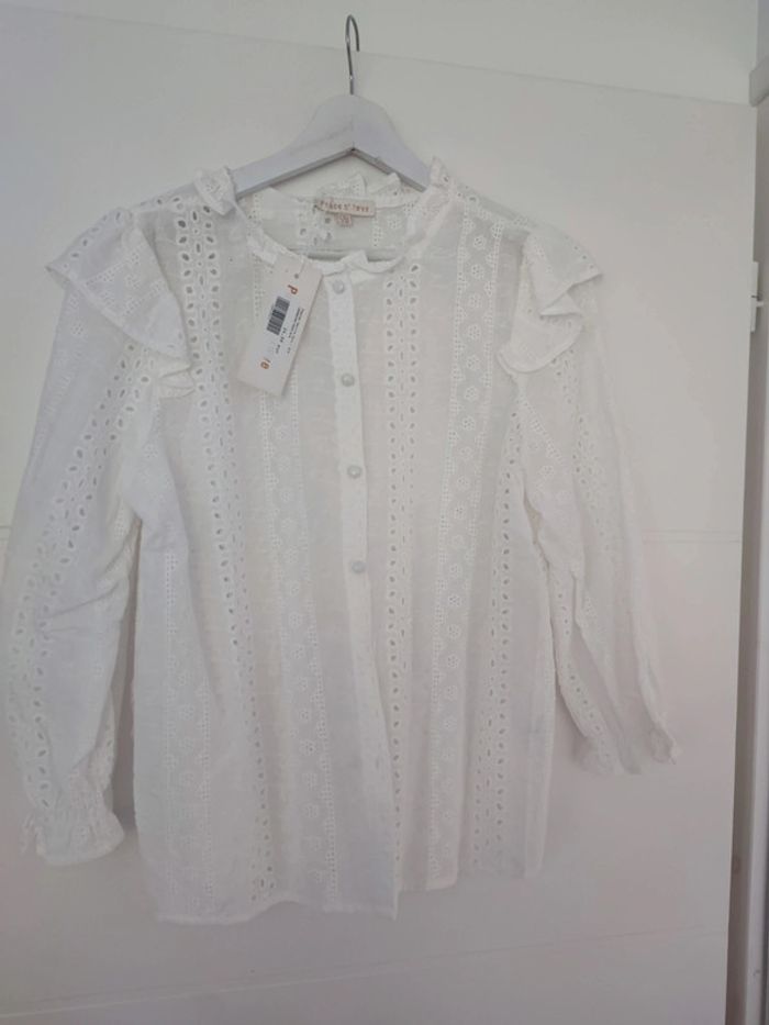Chemise manches 3/4 broderie blanche