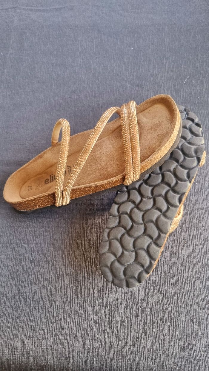 Sandales neuves avec strass - photo numéro 4