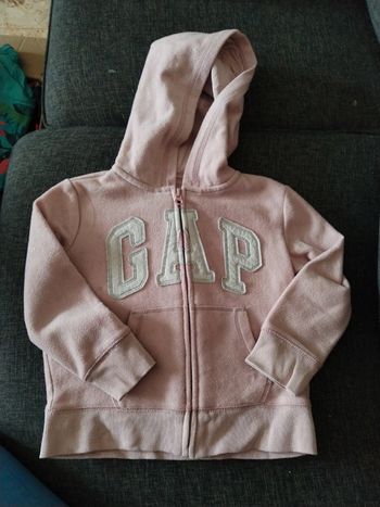 Gilet a capuche