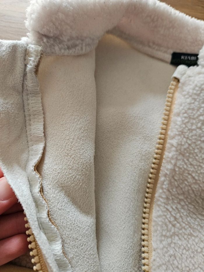 Veste sans manches 9 mois - photo numéro 3
