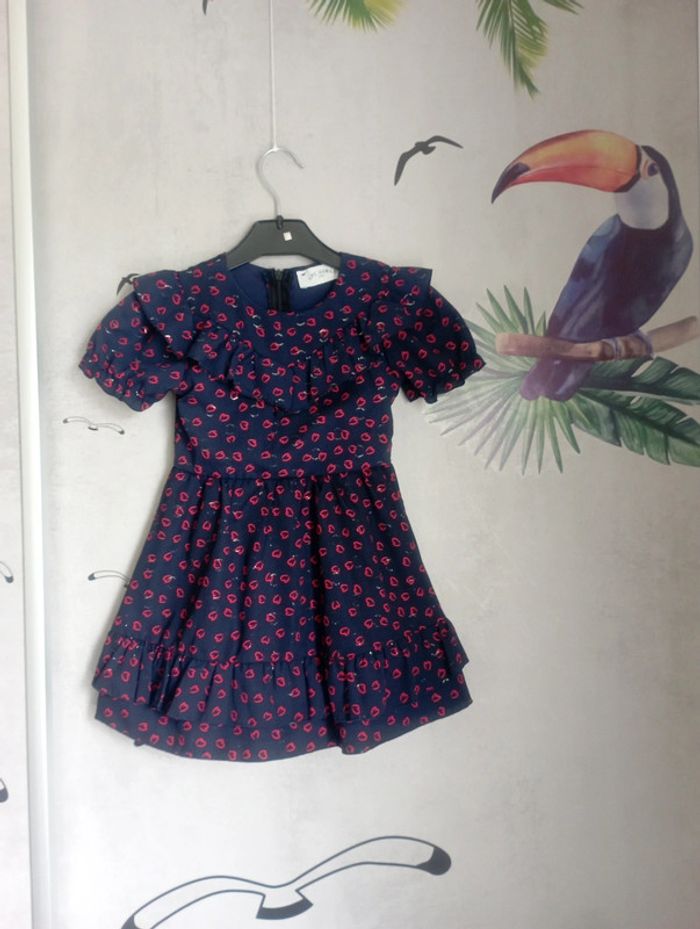 Jolie robe d'été taille 2-3 ans - photo numéro 3