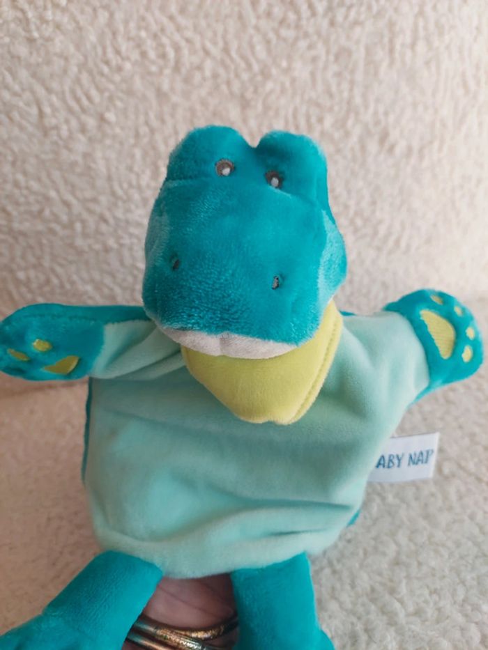 Baby Nat - doudou marionnette savane crocodile 🐊 - photo numéro 4