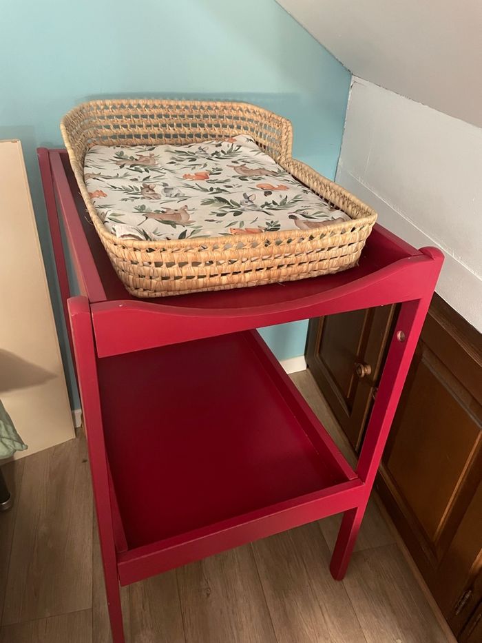 Table à langer + panier en osier - photo numéro 2