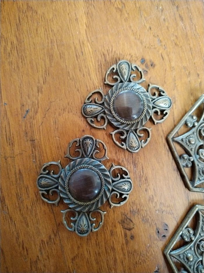 Bijoux vêtements vintage - photo numéro 2