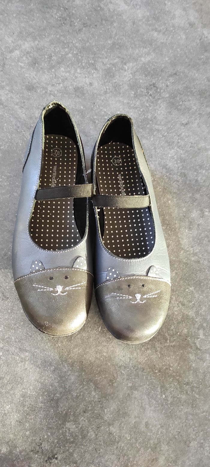 Ballerines fille grises souris Vertbaudet point 38 neuves