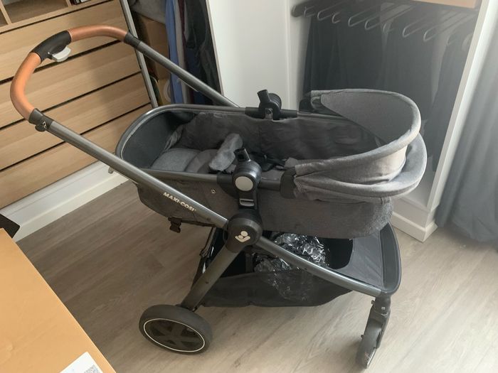 poussette Zelia et coque pebble + isize avec base isofix et accesoires - photo numéro 3