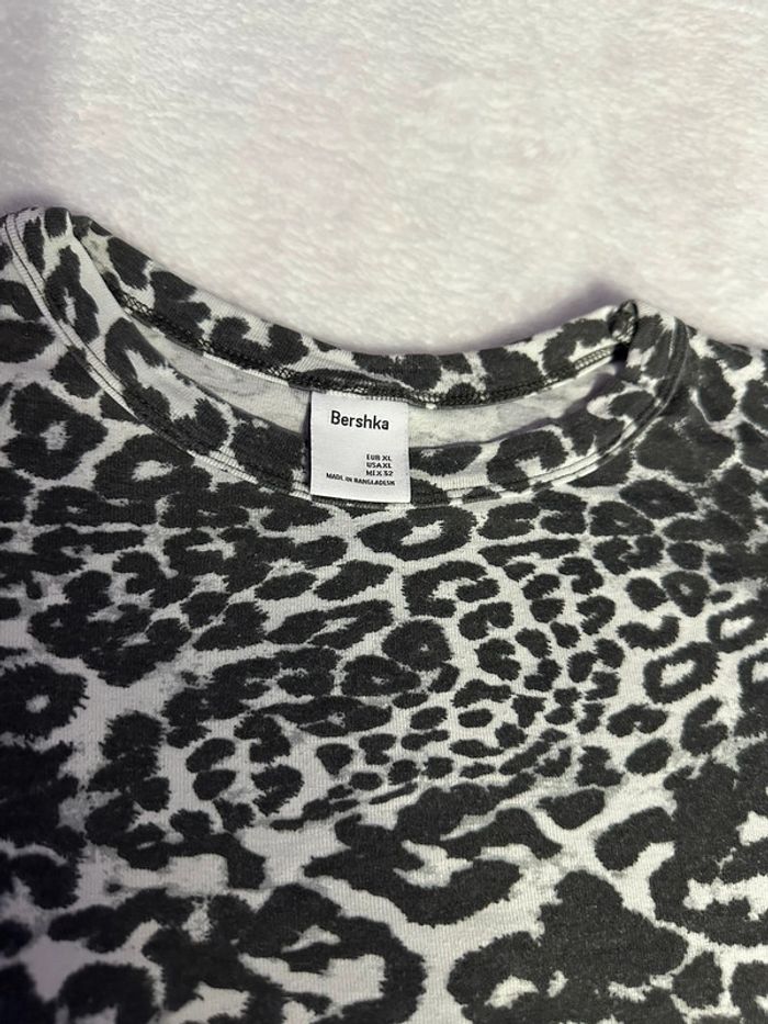 Haut Bershka noir et blanc - photo numéro 3