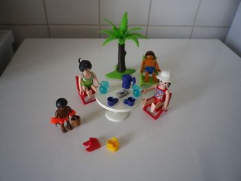 LOT PERSONNAGES PISCINE