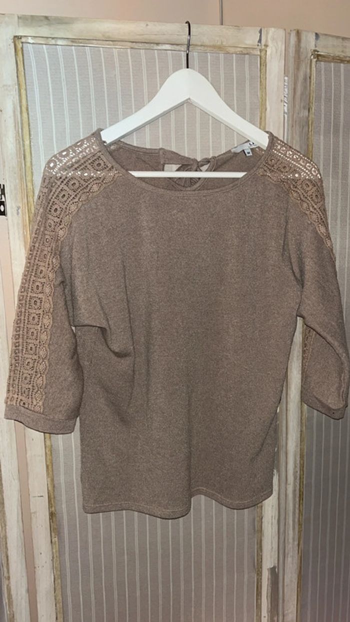 Pull marron beige manche mi long