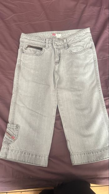 Pantacourt en Jean DIESEL 10 ans gris clair 