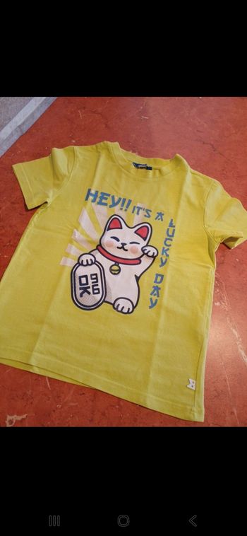 T.shirt garçon taille 4 ans