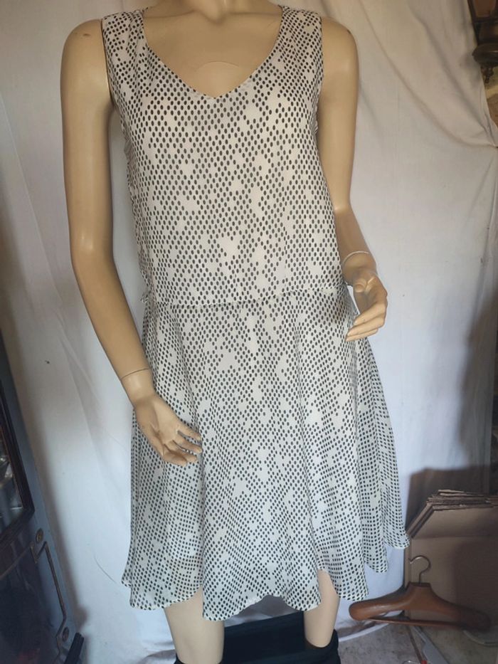 Robe 40 - photo numéro 2