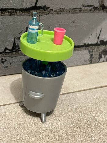 Seau à glaçons poupée Barbie