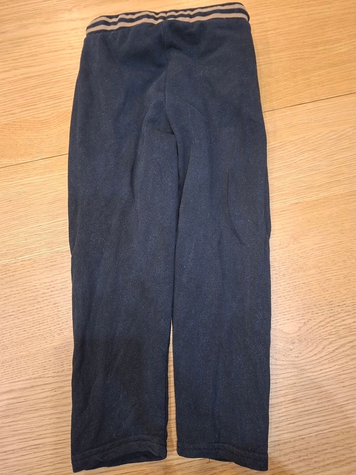 Lot 3 joggings - photo numéro 3