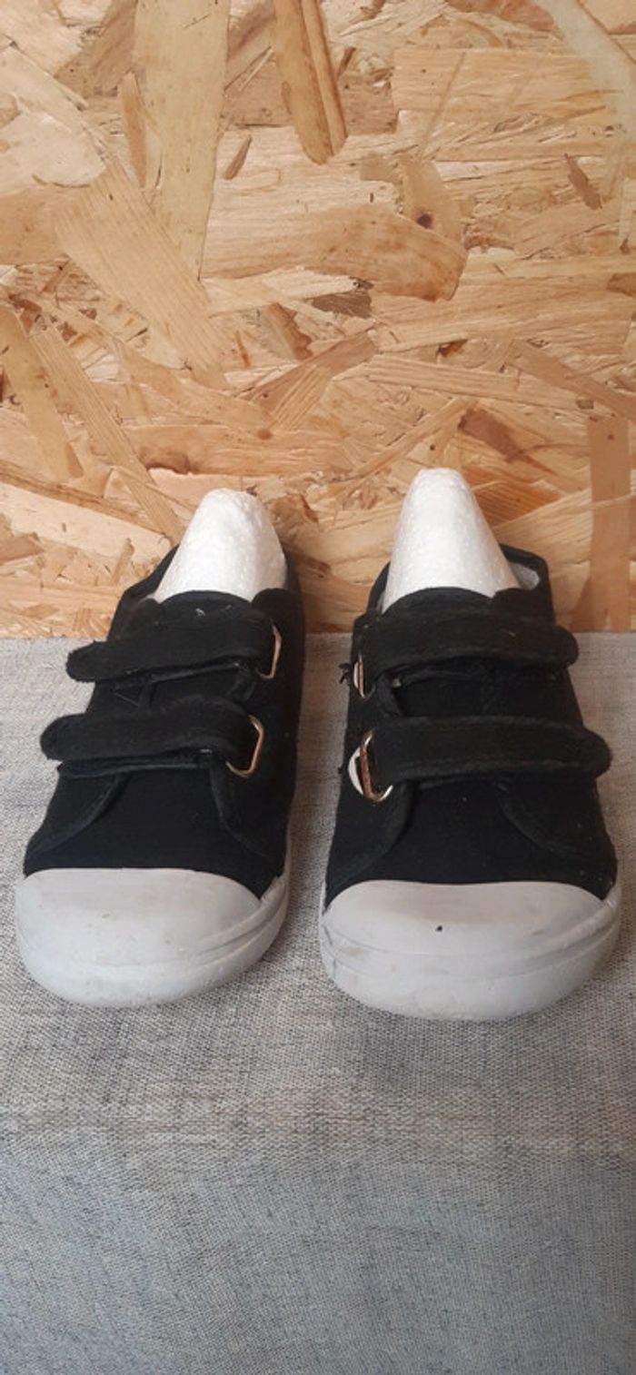 Chaussures scratchs T 32 - photo numéro 2