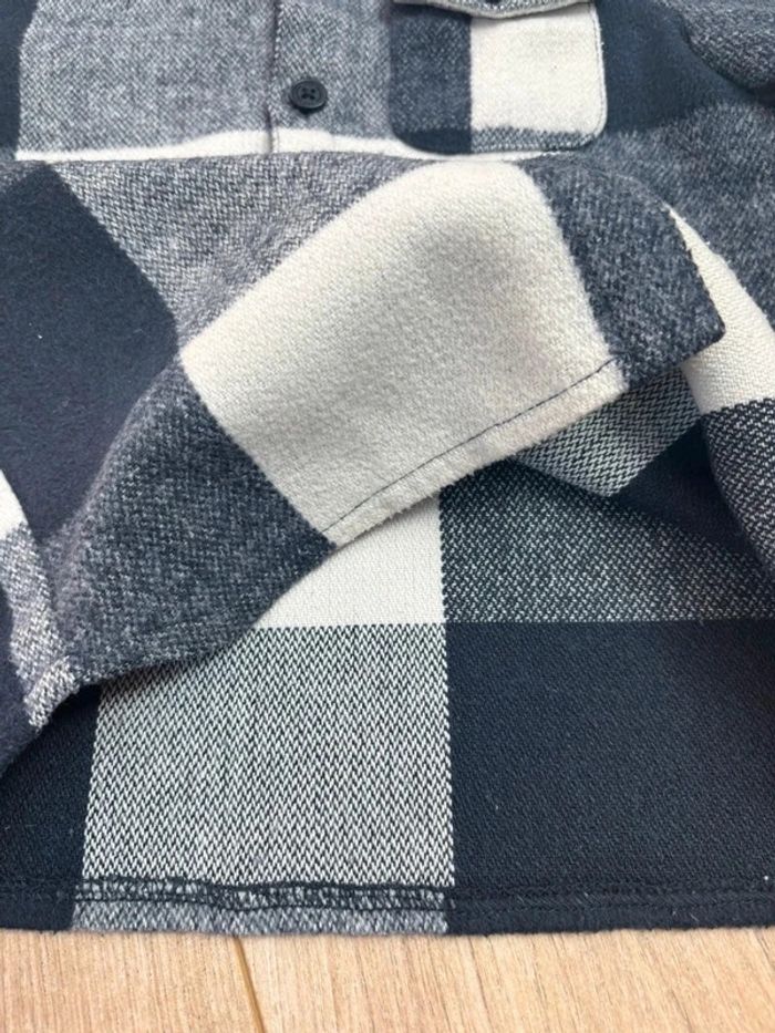 Chemise épaisse T3ans - photo numéro 3
