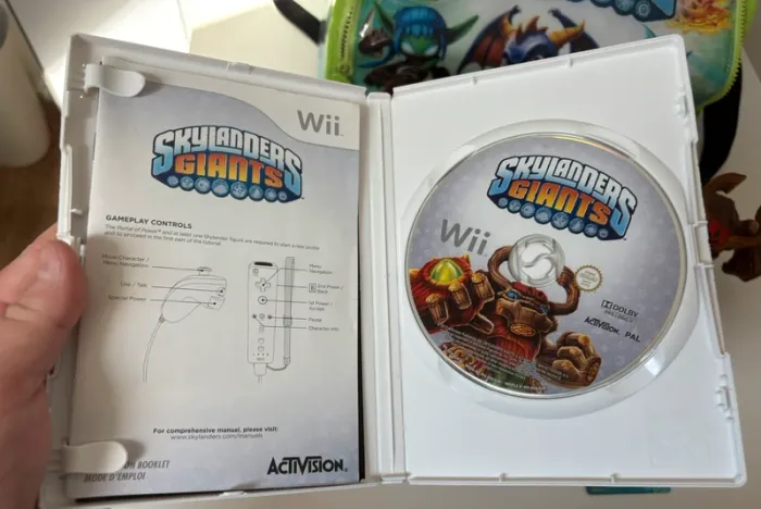 Lot skylanders giants + jeu wii - photo numéro 9