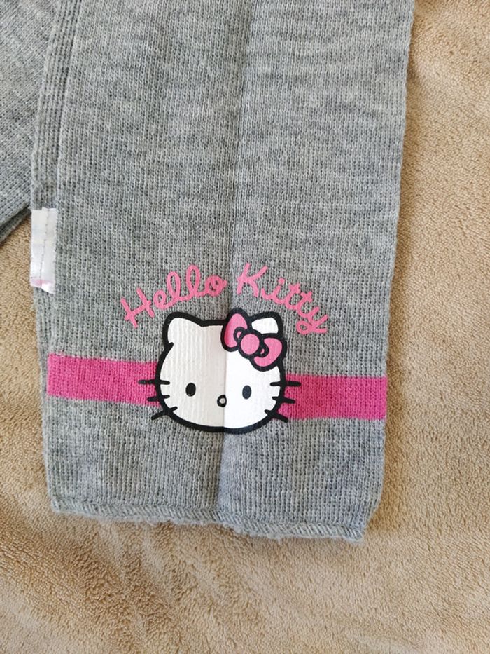 Écharpe hello Kitty - photo numéro 2
