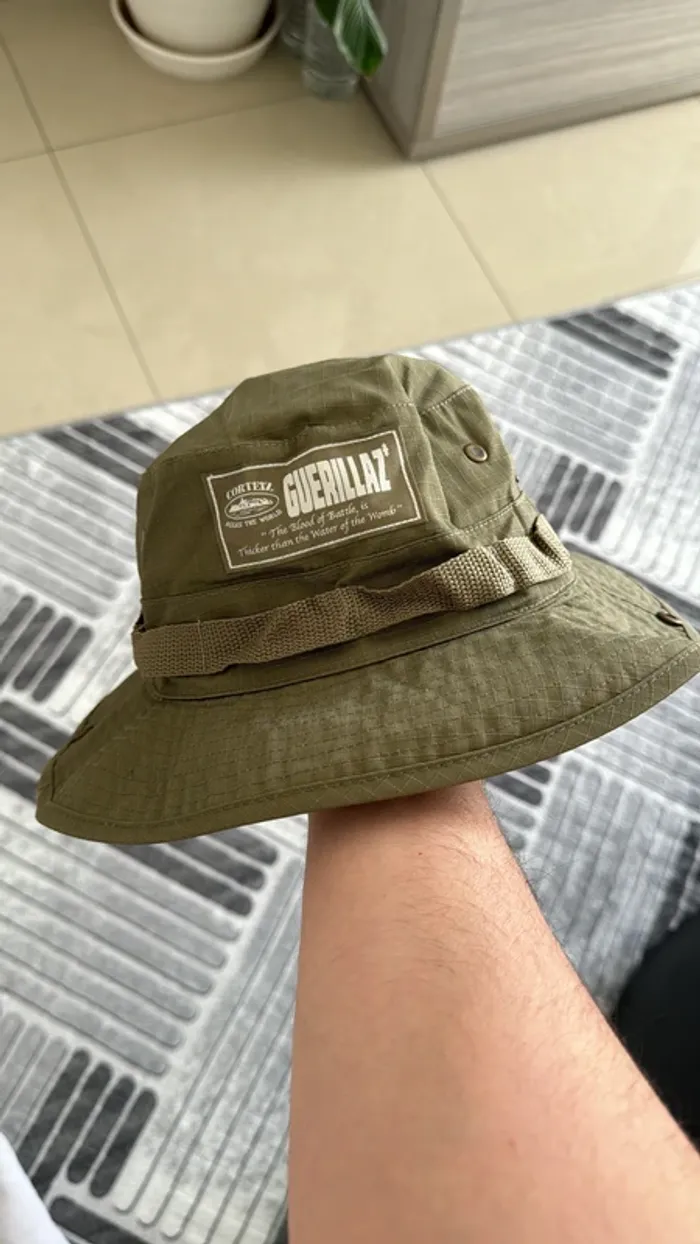 Corteiz Guerillaz Bucket Hat Tonal Khaki