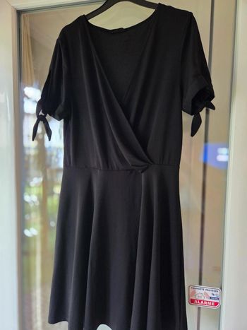Robe noir style patineuse