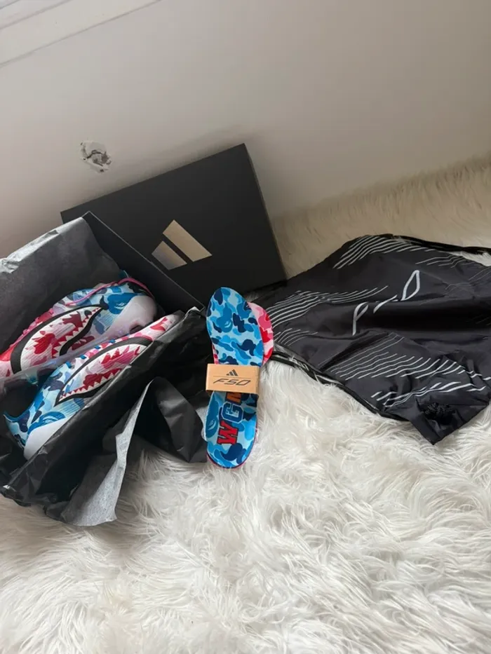 Adidas bape F50 taille 44 Tout neuf dans la boîte - photo numéro 4