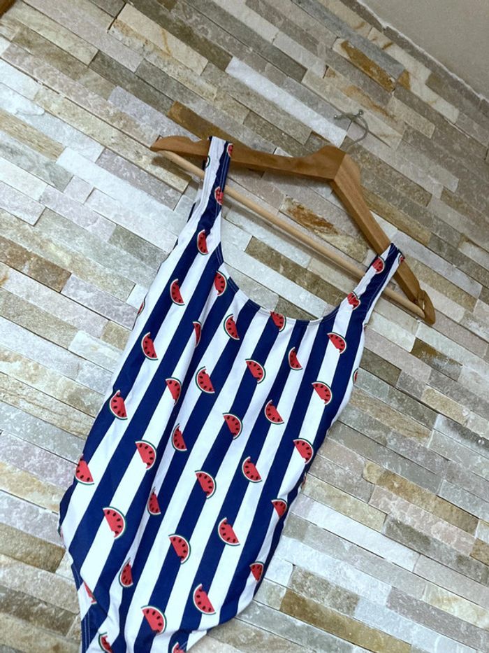 34 maillot de bain - photo numéro 2