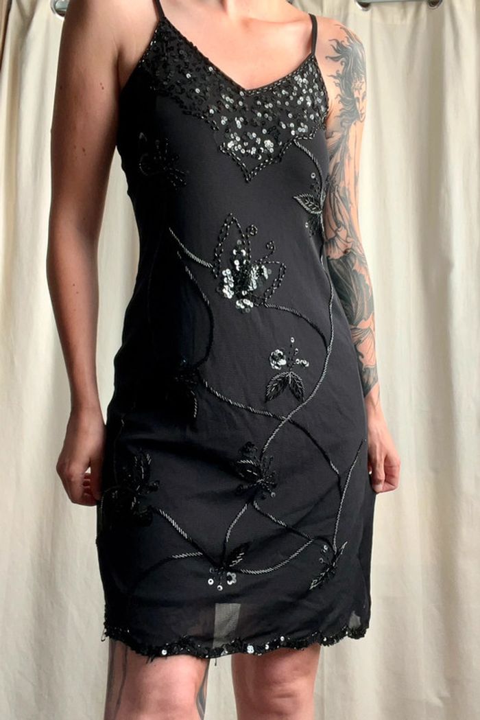 Robe midi perles sequins Goth Coquette vintage 90s - Taille M/L - photo numéro 2