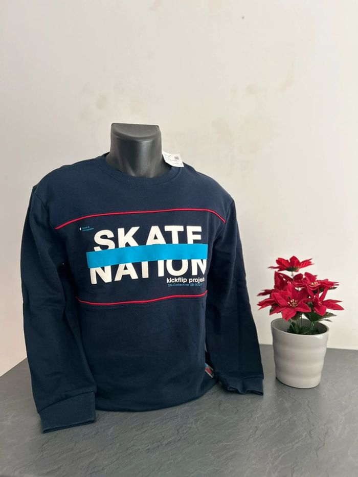 Pull ~ kiabi ~ 14 ans