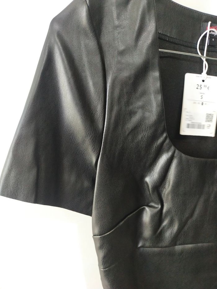 Robe noir Jennyfer taille S soit 36/38 - photo numéro 3