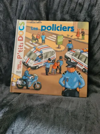 Mes p'tits docs les policiers