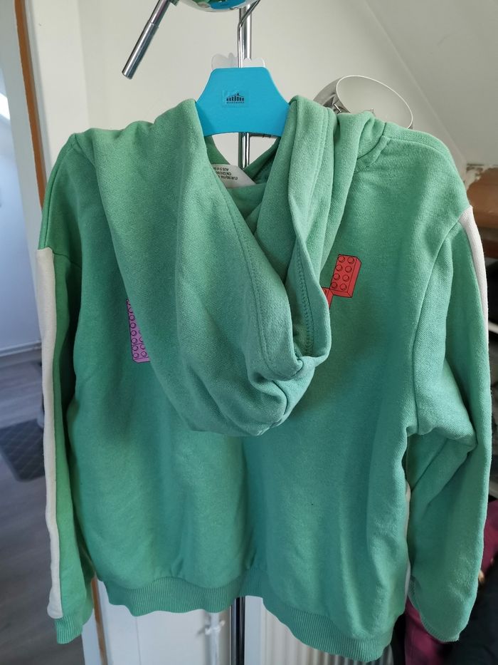 Pull H&M Lego T4 /6 ans vert/blanc - photo numéro 3