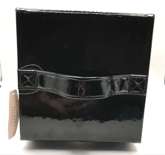 Boîte à bijoux Victoria secrets - photo numéro 2