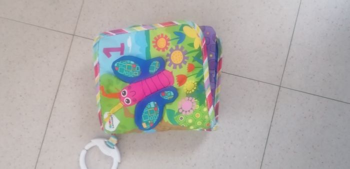 Livre d'éveil Lamaze