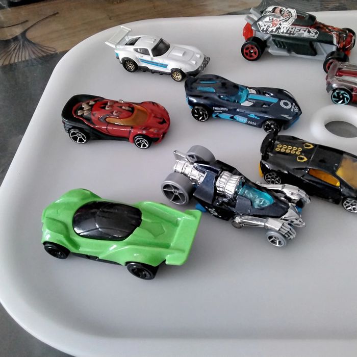 Lot de 9 voitures Hot Wheels - photo numéro 14