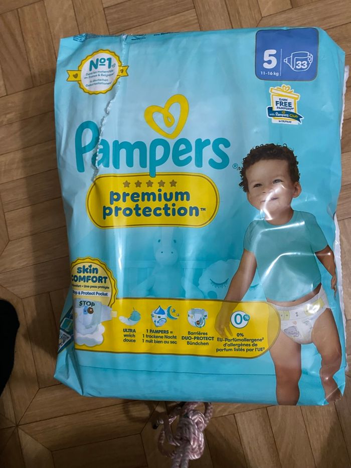 Couche Pampers - photo numéro 3