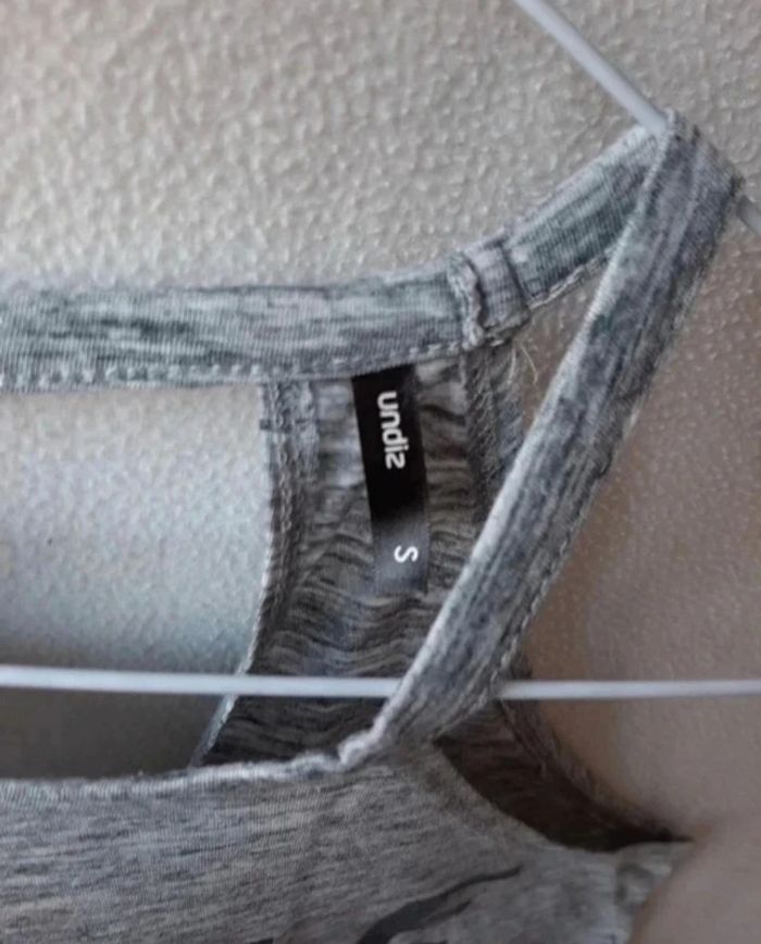 Crop top gris - photo numéro 5