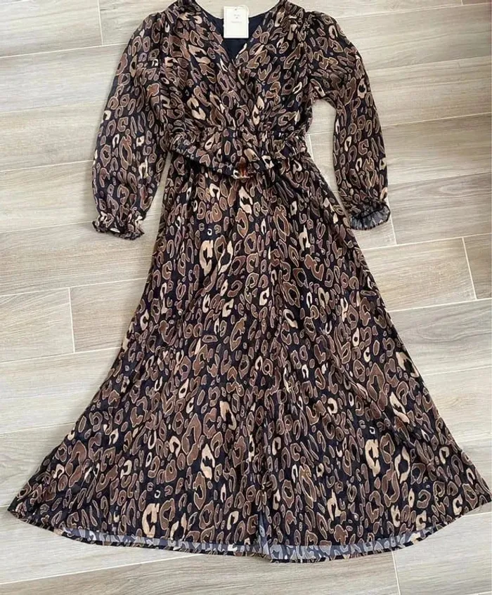 Robe longue femme fendue léopard 36/38 neuve