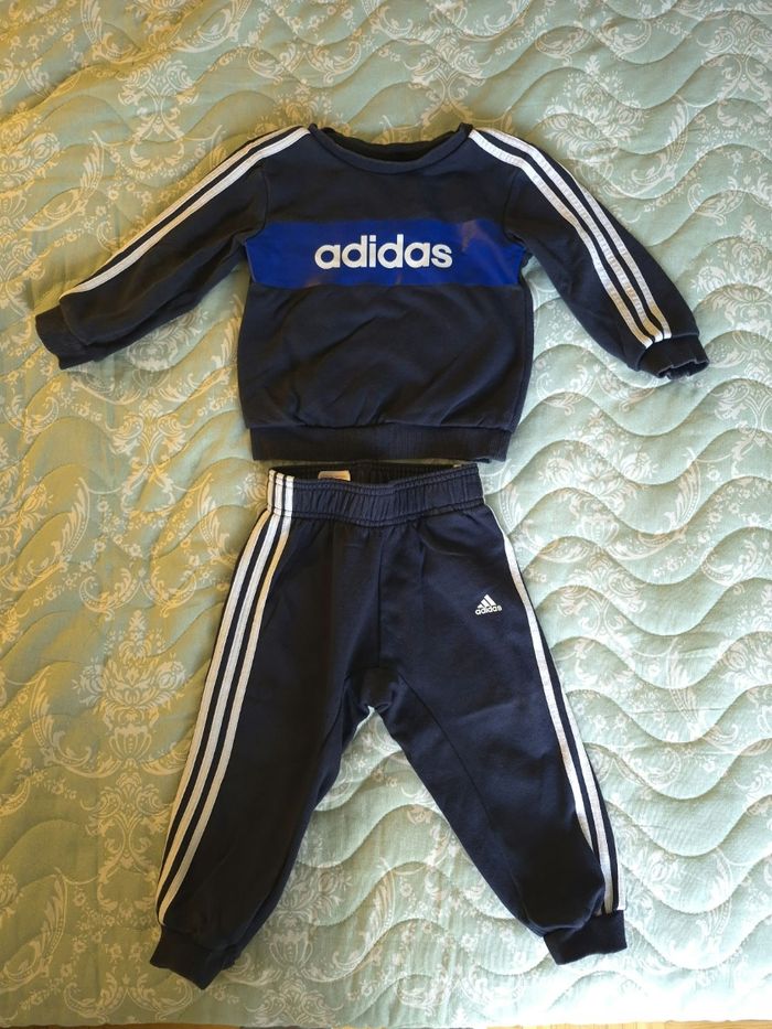 Ensemble jogging Adidas 18/24 mois - photo numéro 2