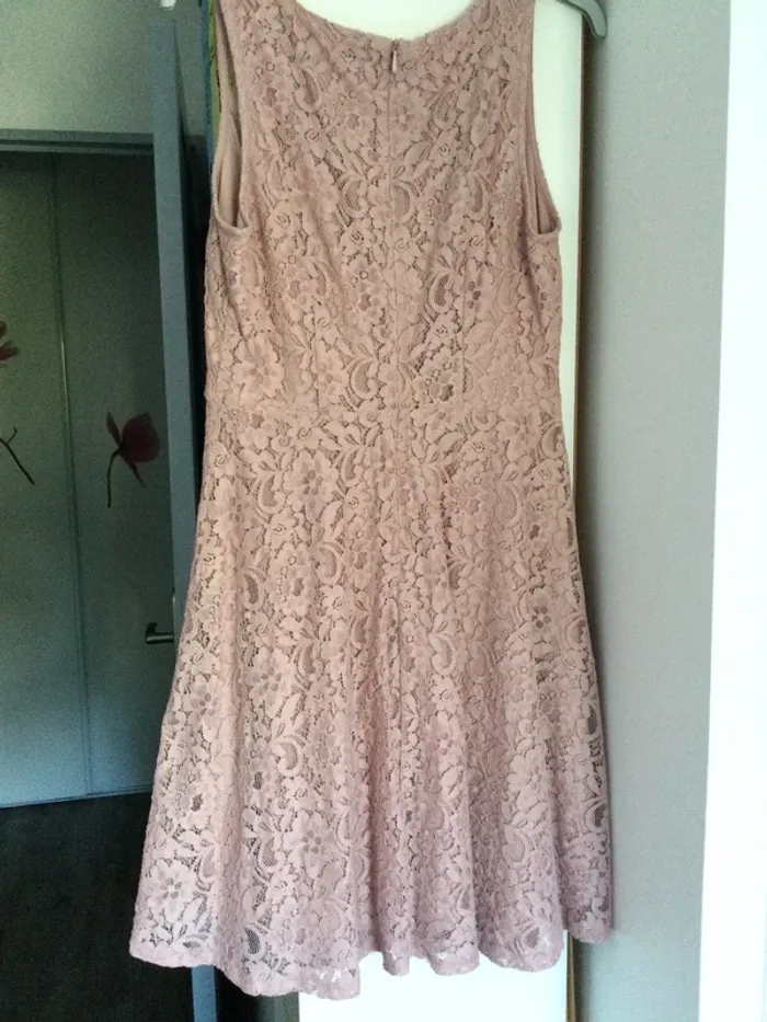Robe rose clair neuve T38 - photo numéro 4