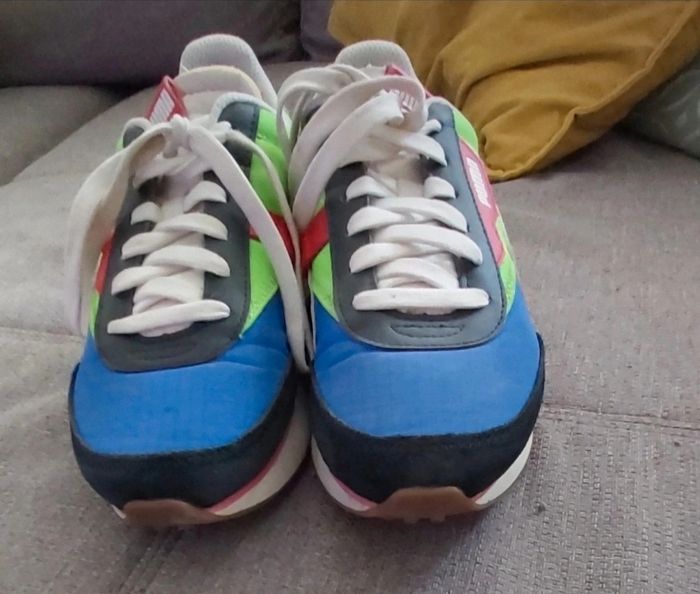 Chaussures Puma taille 37 - photo numéro 3