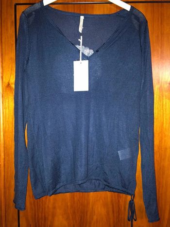 Pull col v 38 Version Sud neuf avec étiquette