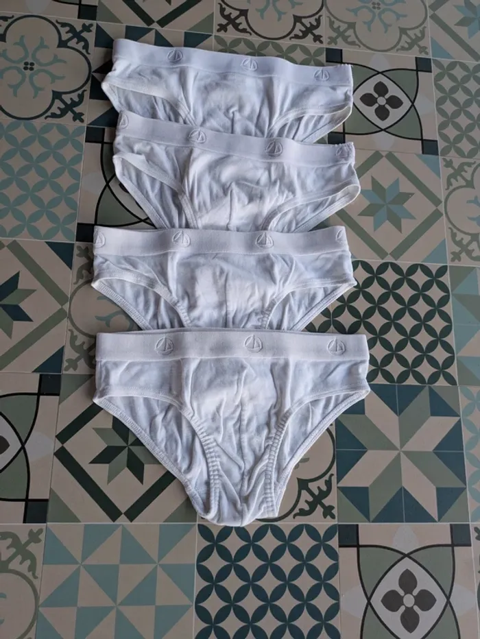 Lot de 4 slips 12 ans - photo numéro 3