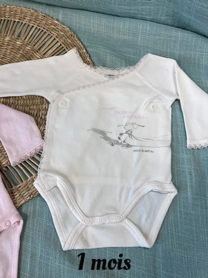 Lot 2 bodies taille 1 mois petit bateau - photo numéro 2