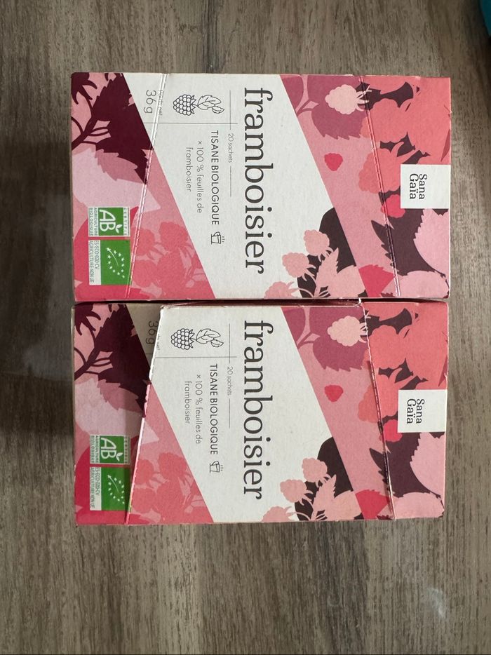 2 boîtes de tisanes de framboisier