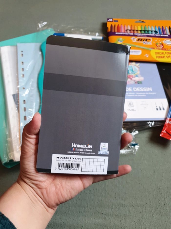 Lot complet de fournitures scolaires - photo numéro 6