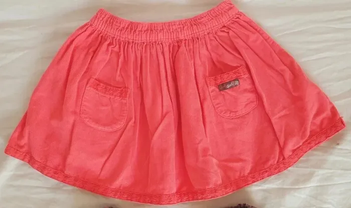 Lot 3 jupes velours 2 ans - photo numéro 2